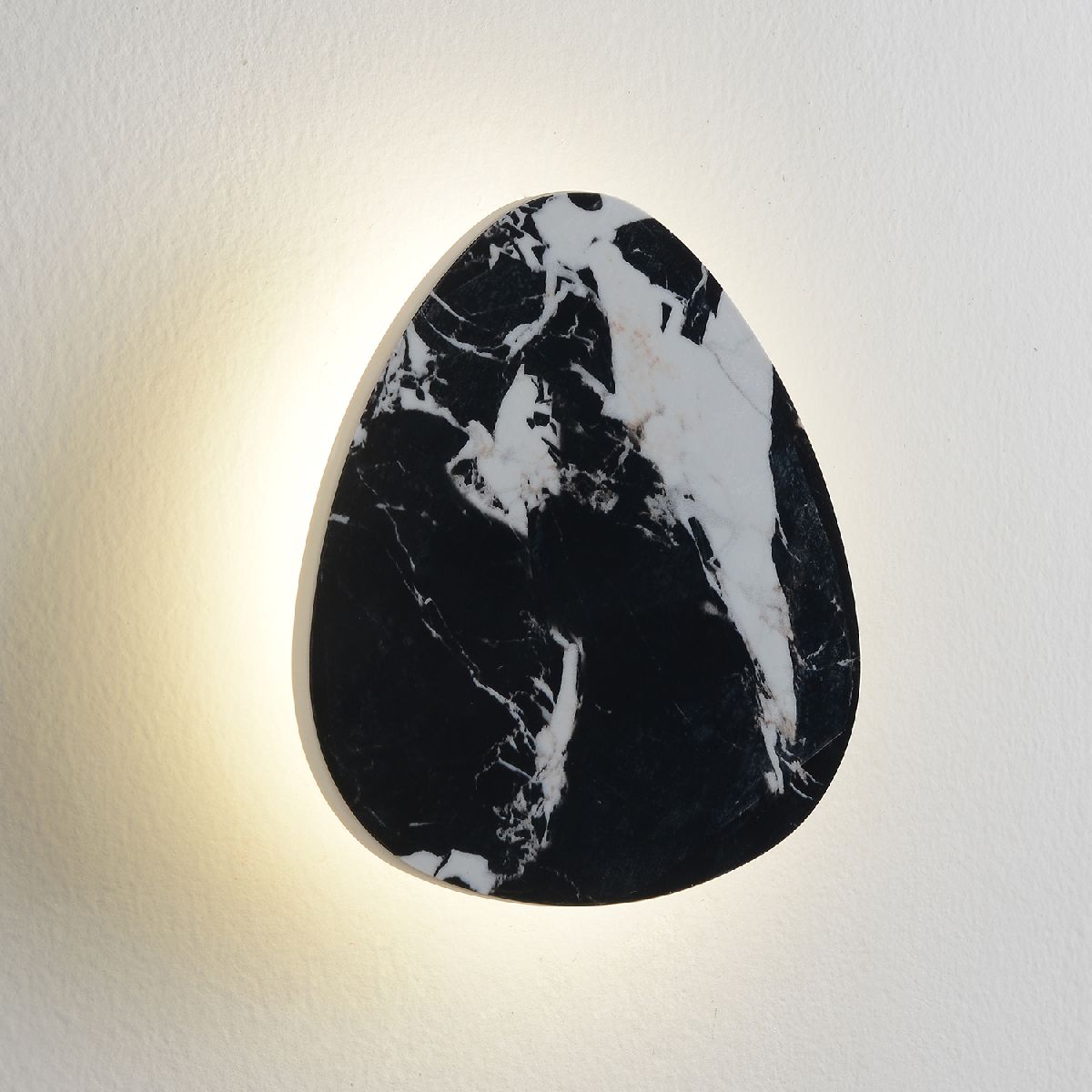 Настенный светильник Crystal Lux BILBAO AP6W LED D200 BLACK Настенный светильник Crystal Lux BILBAO AP6W LED D200 BLACK