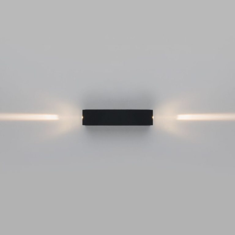 Уличный настенный светильник Elektrostandard Blaze 35136/W черный 4690389179198 a057050