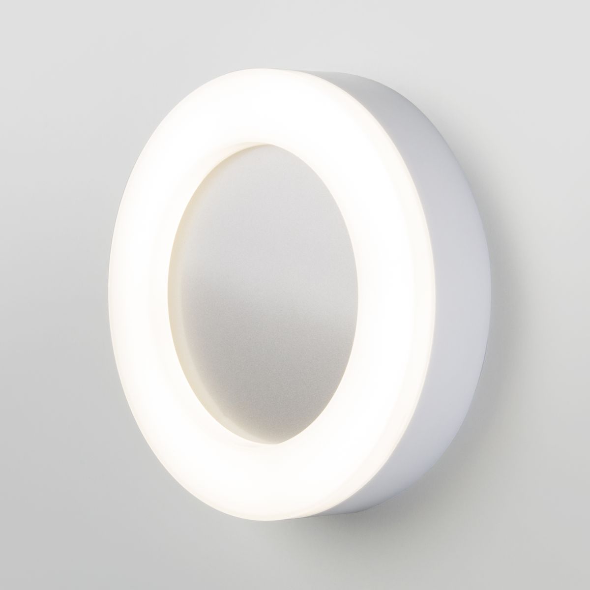 Настенный светильник Elektrostandard LTB52 LED Светильник 18W Белый 4690389150746 Настенный светильник Elektrostandard LTB52 LED Светильник 18W Белый 4690389150746