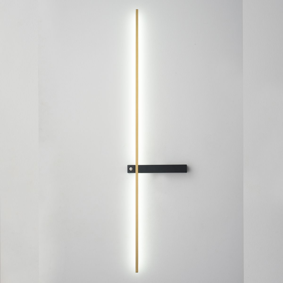 Настенный светильник Crystal Lux CLT 077W1000 BL-BS Настенный светильник Crystal Lux CLT 077W1000 BL-BS