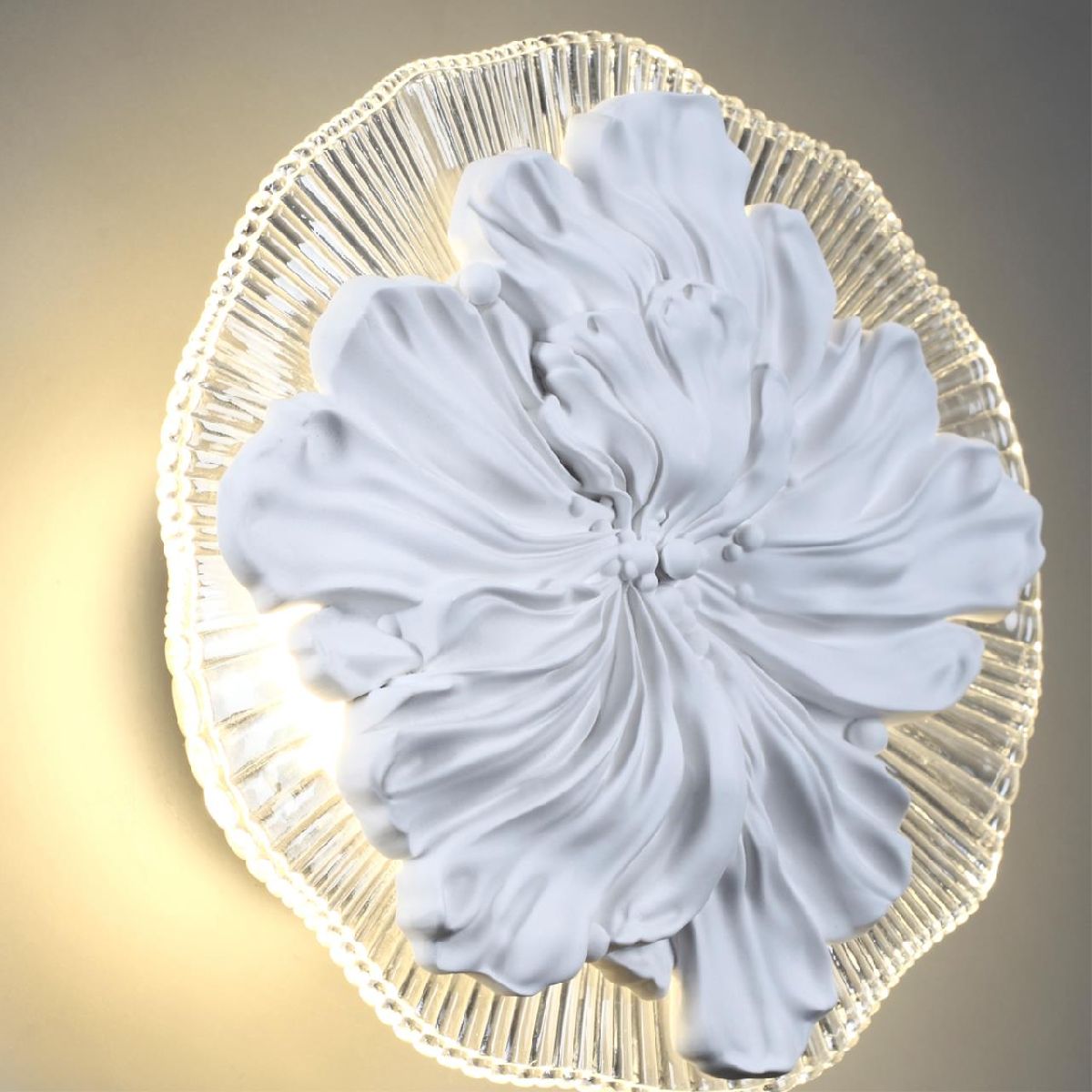 Настенный светильник Odeon Light Fiore 6614/8WL Настенный светильник Odeon Light Fiore 6614/8WL