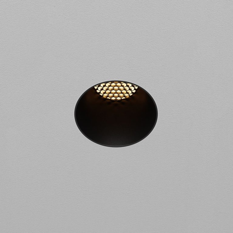Встраиваемый светильник Maytoni Dip DL120-10W-2.7K-TRS-B