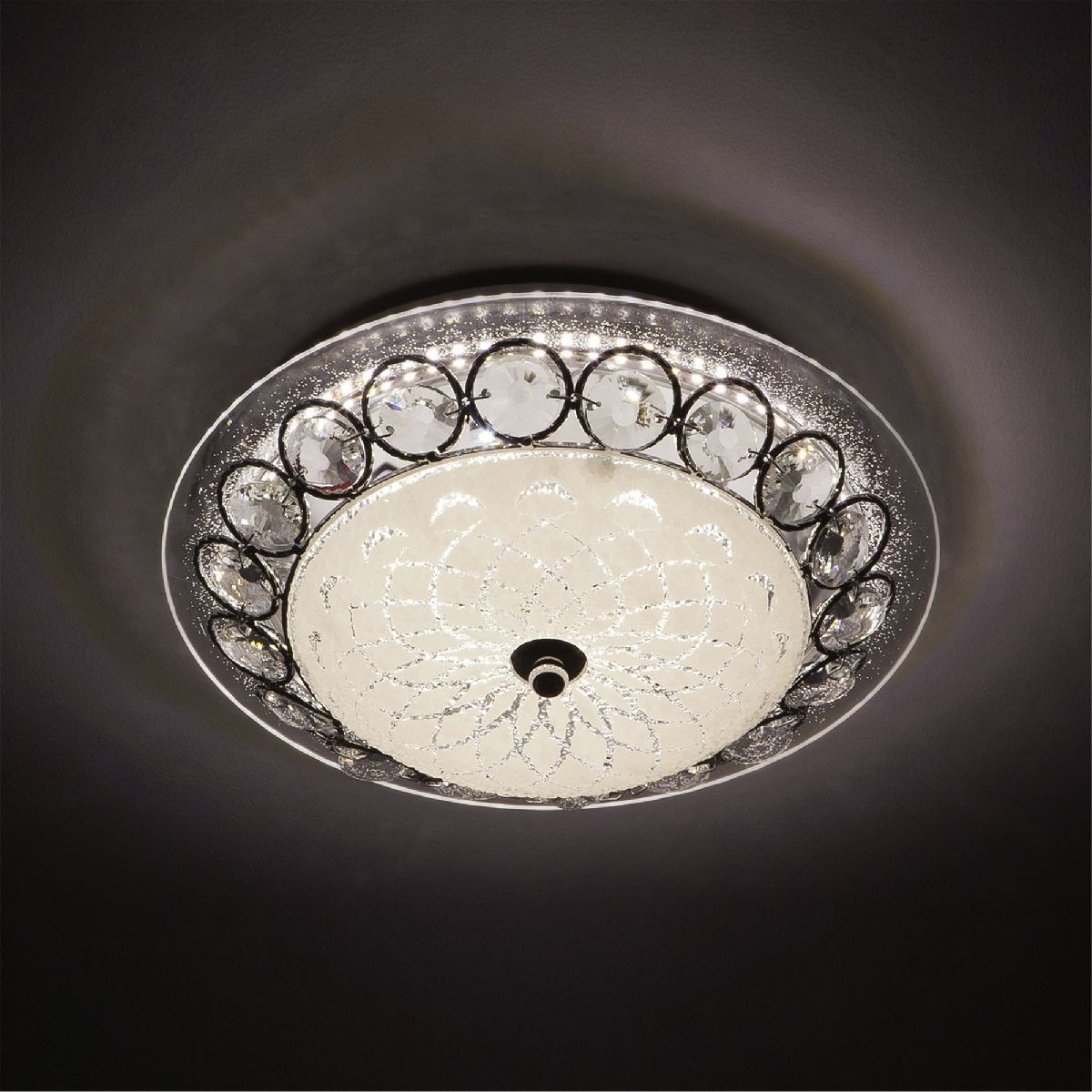 Потолочный светильник LED4U L1107-300 CR Потолочный светильник LED4U L1107-300 CR