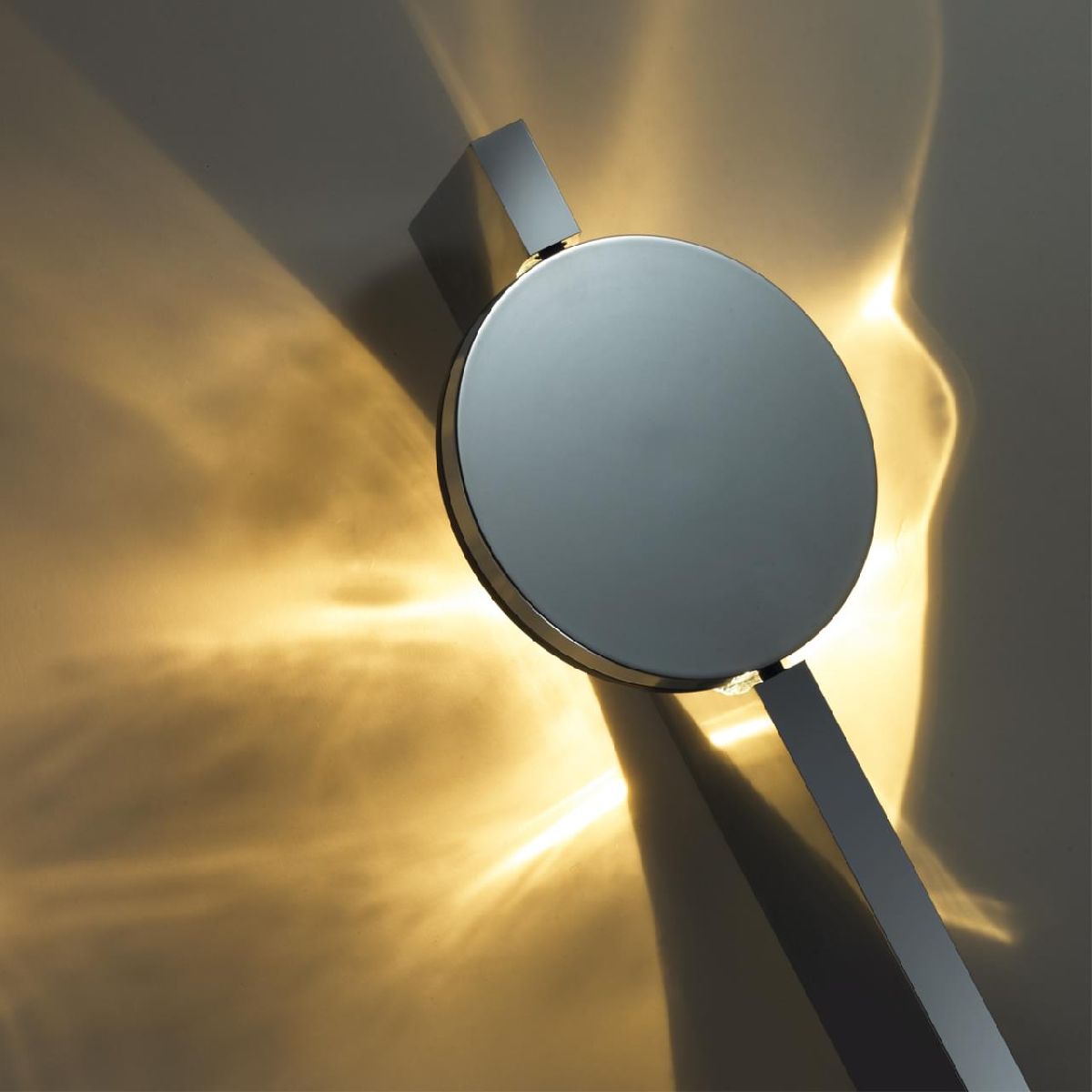 Настенный светильник Odeon Light Reflection 7095/3WL Настенный светильник Odeon Light Reflection 7095/3WL