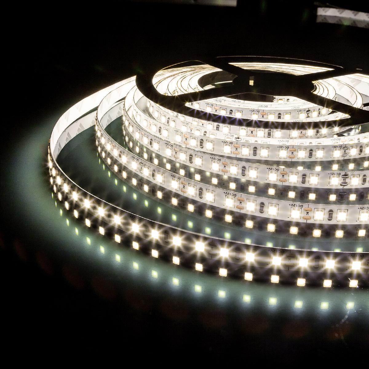 Светодиодная лента Elektrostandard 12V 9,6W 120Led 2835 IP65 дневной белый, 5м 4690389167041 Светодиодная лента Elektrostandard 12V 9,6W 120Led 2835 IP65 дневной белый, 5м 4690389167041
