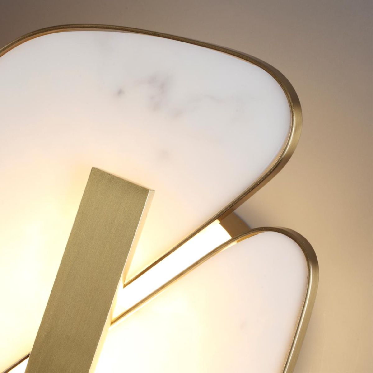 Настенный светильник Odeon Light Chiara 6638/10WL Настенный светильник Odeon Light Chiara 6638/10WL