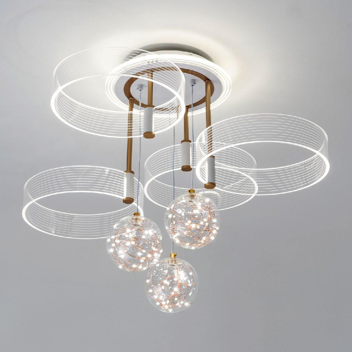 Потолочная люстра LED4U L1040-750 WT Потолочная люстра LED4U L1040-750 WT