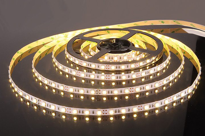 Светодиодная лента Elektrostandard 12V 14,4W 60Led 5050 IP20 теплый белый, 5м 4690389040184 Светодиодная лента Elektrostandard 12V 14,4W 60Led 5050 IP20 теплый белый, 5м 4690389040184