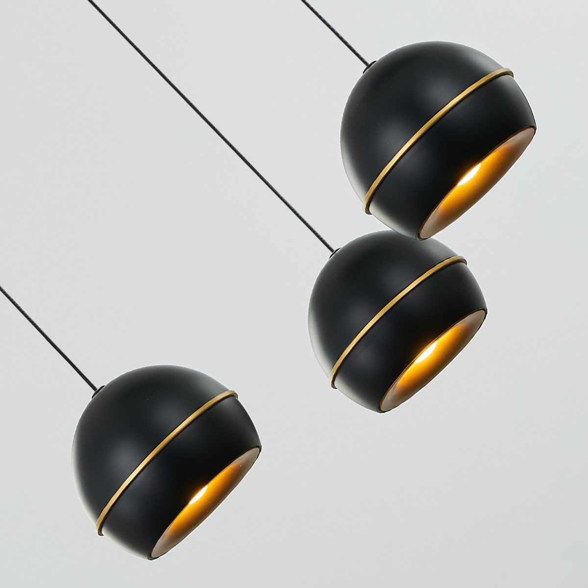 Подвесная люстра DeLight Collection MD21001034-8A black/gold Подвесная люстра DeLight Collection MD21001034-8A black/gold