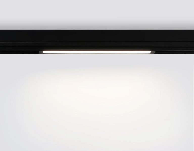 Трековый магнитный светильник Ambrella Light Magnetic 220V GL1272