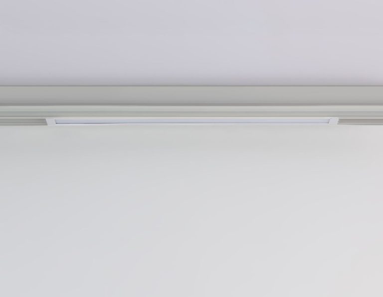 Трековый магнитный светильник Ambrella Light Magnetic 220V GL1281