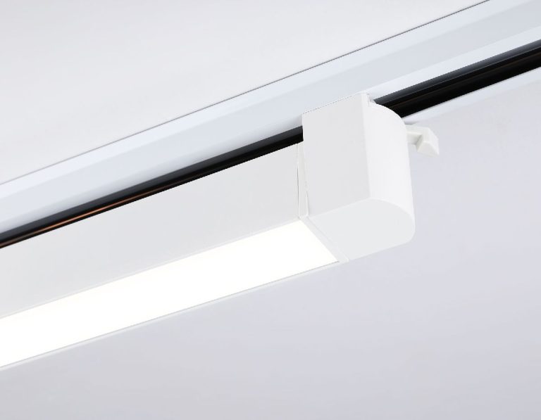 Трековый однофазный светильник Ambrella Light Track system GL6736
