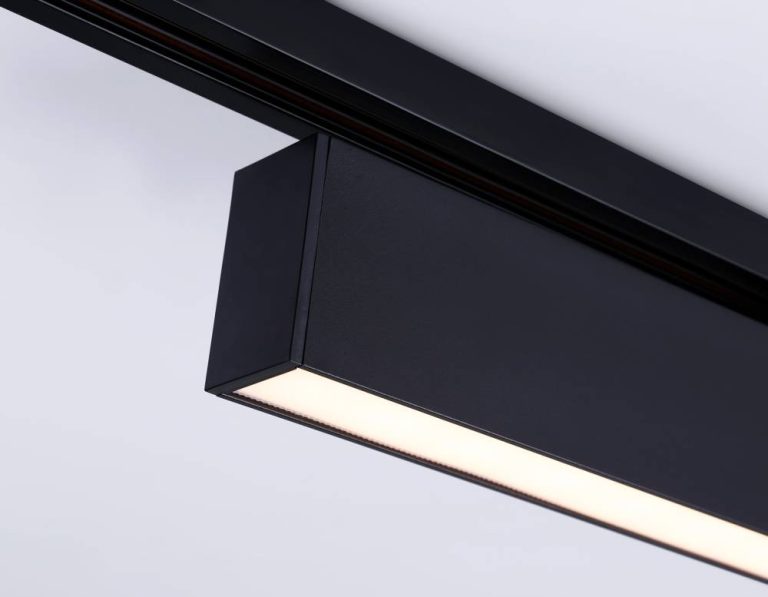 Трековый однофазный светильник Ambrella Light Track System GL6775