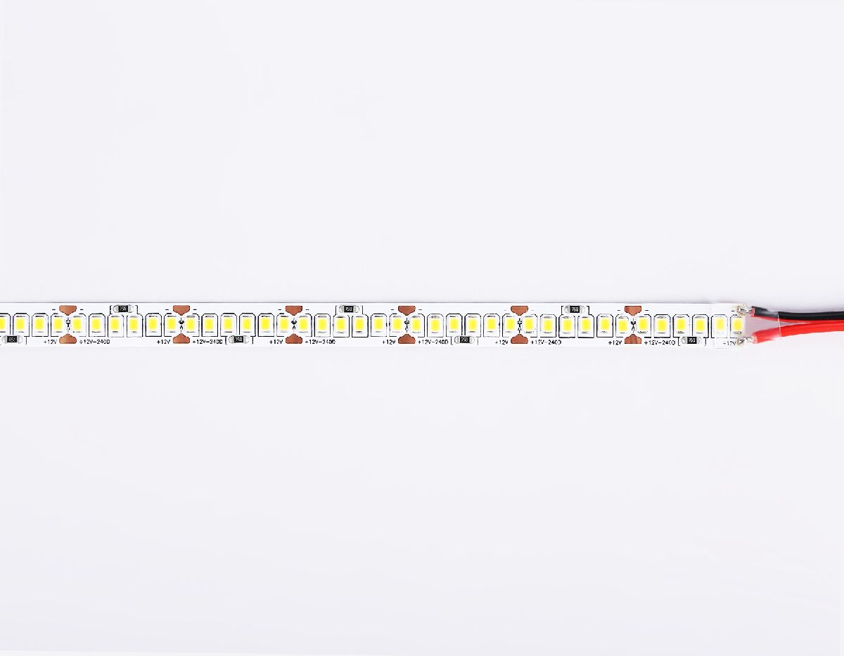 Светодиодная лента Ambrella Light LED Strip 12В 2835 19,2Вт/м 3000K 5м IP20 GS1501 Светодиодная лента Ambrella Light LED Strip 12В 2835 19,2Вт/м 3000K 5м IP20 GS1501