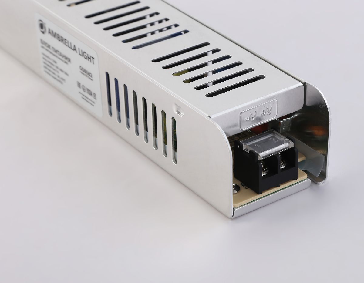Блок питания с EMC для светодиодной ленты Ambrella Light Illumination 120Вт DC24В 5A IP20 GS8682 Блок питания с EMC для светодиодной ленты Ambrella Light Illumination 120Вт DC24В 5A IP20 GS8682