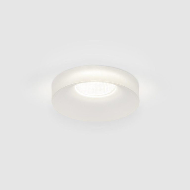 Встраиваемый светильник Elektrostandard 4690389174360