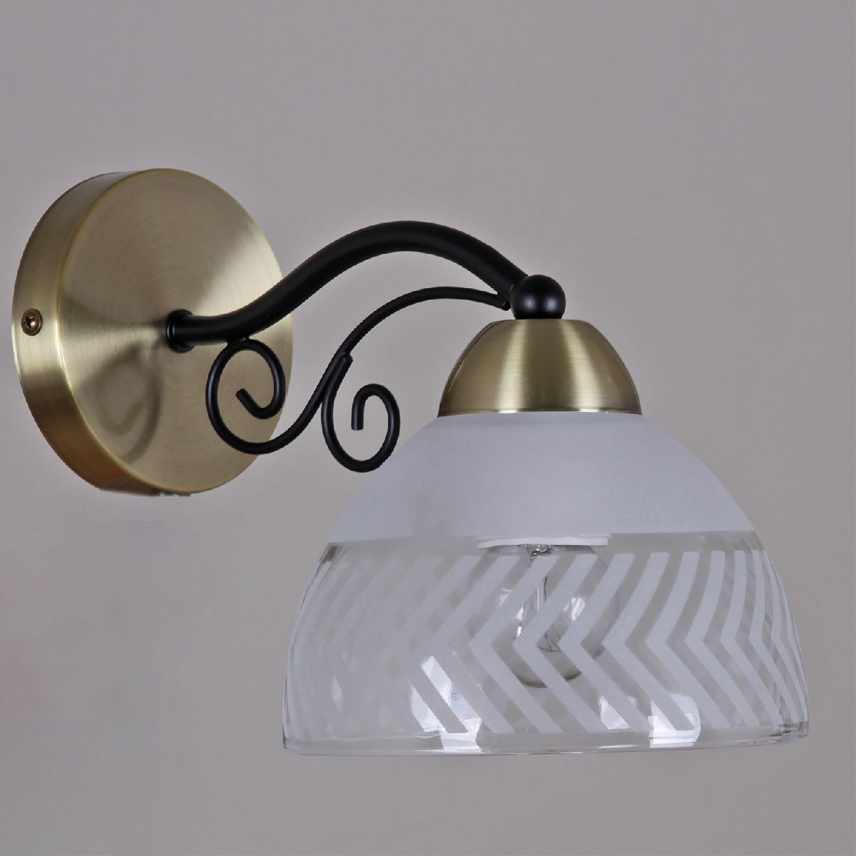Бра Illumico IL0435-1WSQ-24 BK AB SPICA Бра Illumico IL0435-1WSQ-24 BK AB SPICA