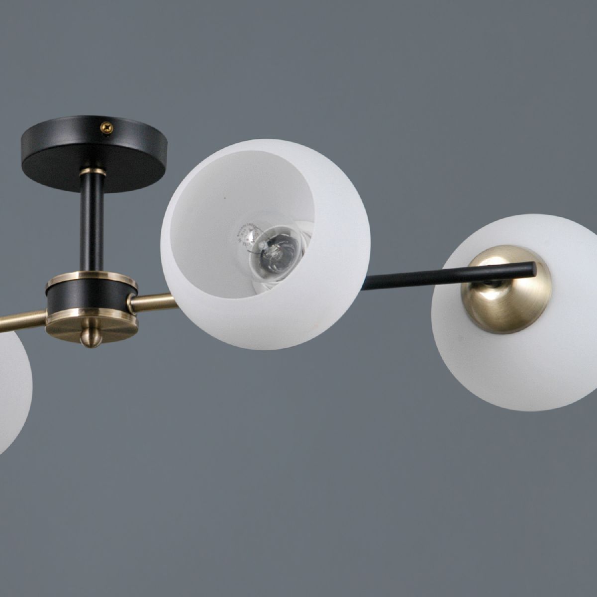 Люстра на штанге Illumico IL0469-4CSQ-24 BK AB LIBRA Люстра на штанге Illumico IL0469-4CSQ-24 BK AB LIBRA