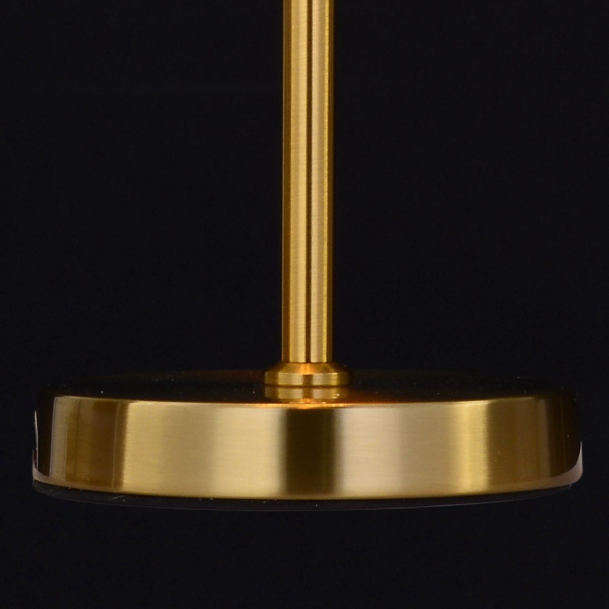 Настольная лампа Illumico IL5189-3TLS-29 BRASS MIRAGE Настольная лампа Illumico IL5189-3TLS-29 BRASS MIRAGE