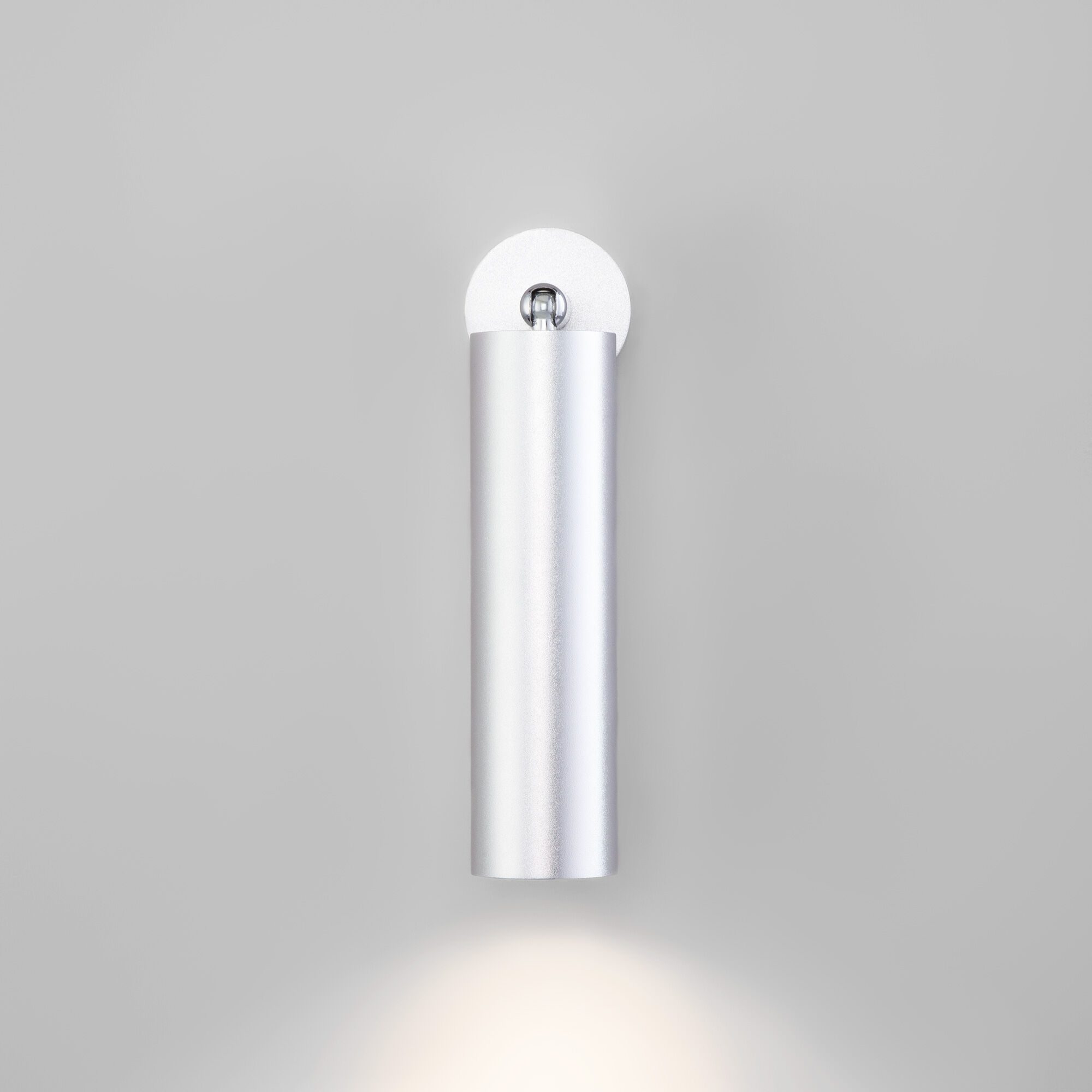 Спот Eurosvet Ease 20128/1 LED серебро Спот Eurosvet Ease 20128/1 LED серебро