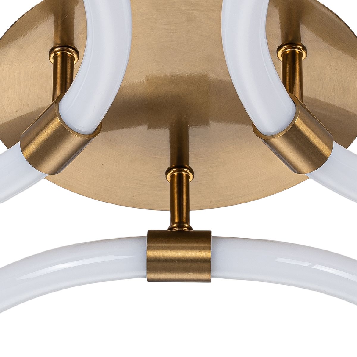 Потолочная люстра Escada Tube 10279/3LED Потолочная люстра Escada Tube 10279/3LED