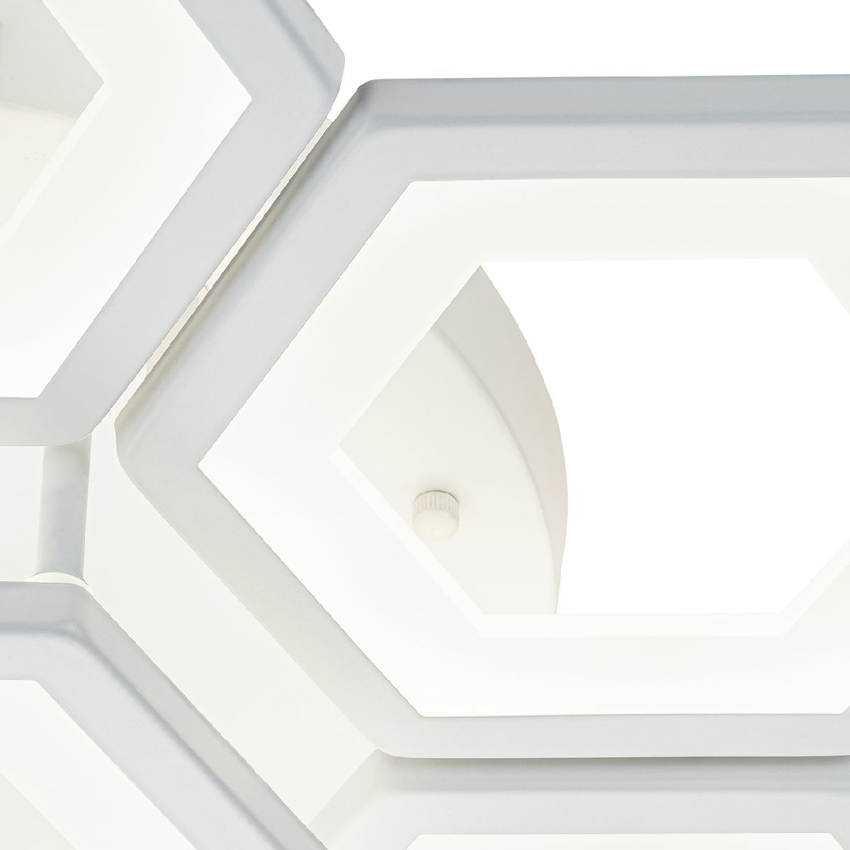 Потолочная люстра Escada Hexagon 10204/7LED Потолочная люстра Escada Hexagon 10204/7LED