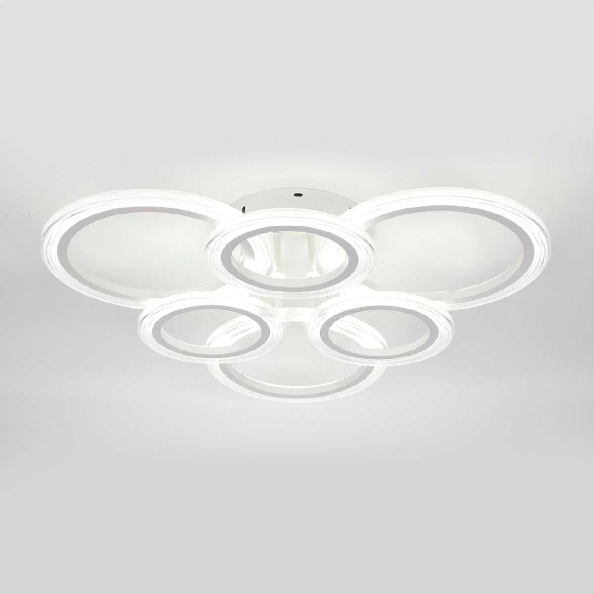 Потолочная люстра Escada Avani 10258/6LED Потолочная люстра Escada Avani 10258/6LED
