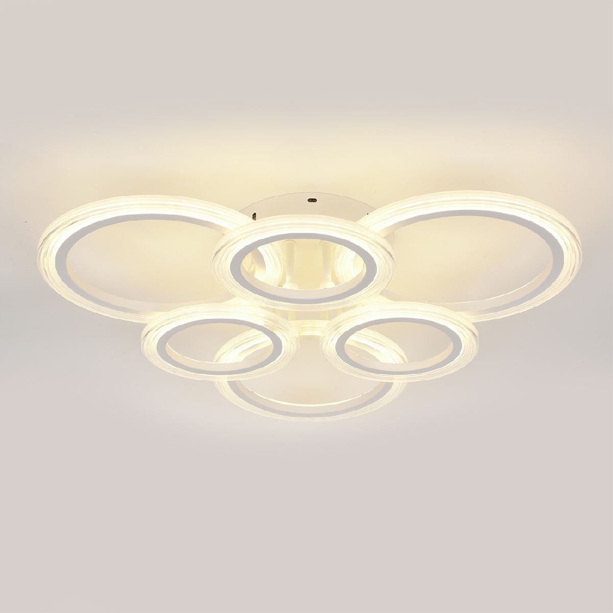 Потолочная люстра Escada Avani 10258/6LED Потолочная люстра Escada Avani 10258/6LED
