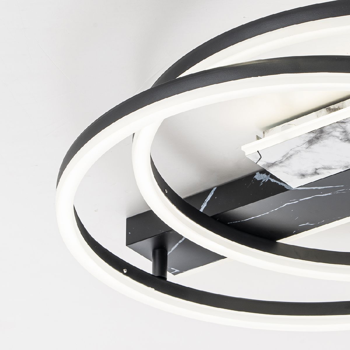 Потолочная люстра Escada Slab 10252/2LED Потолочная люстра Escada Slab 10252/2LED