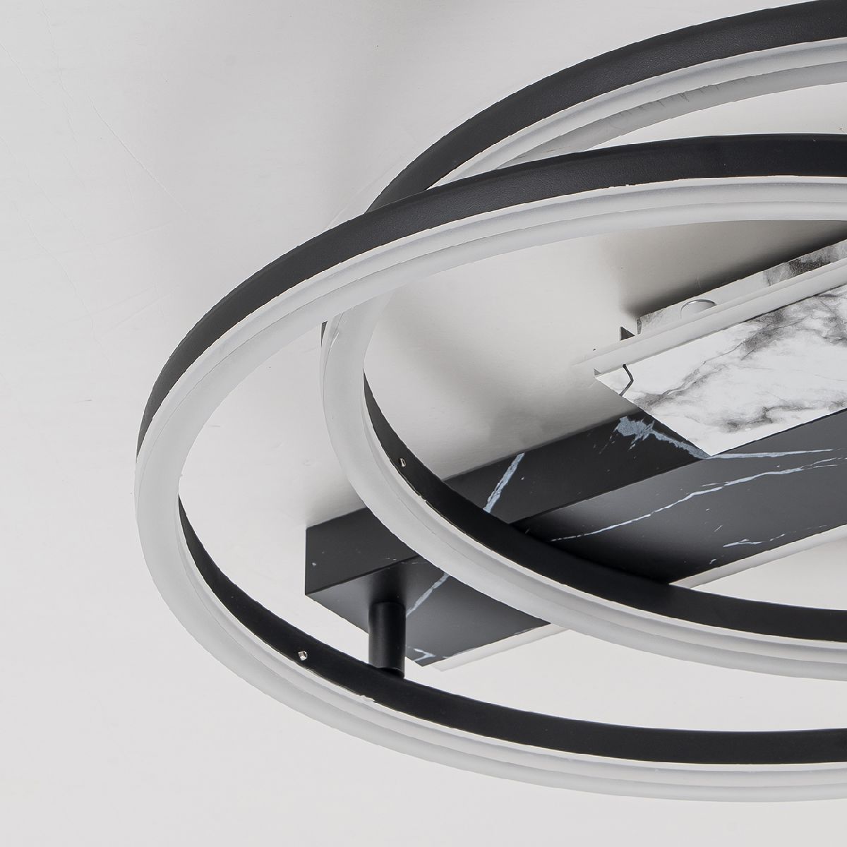 Потолочная люстра Escada Slab 10252/2LED Потолочная люстра Escada Slab 10252/2LED