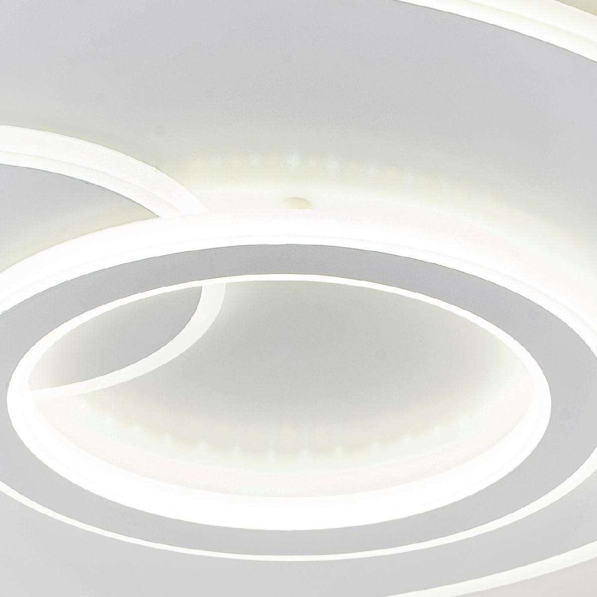 Потолочная люстра Escada Rung 10296/3LED Потолочная люстра Escada Rung 10296/3LED