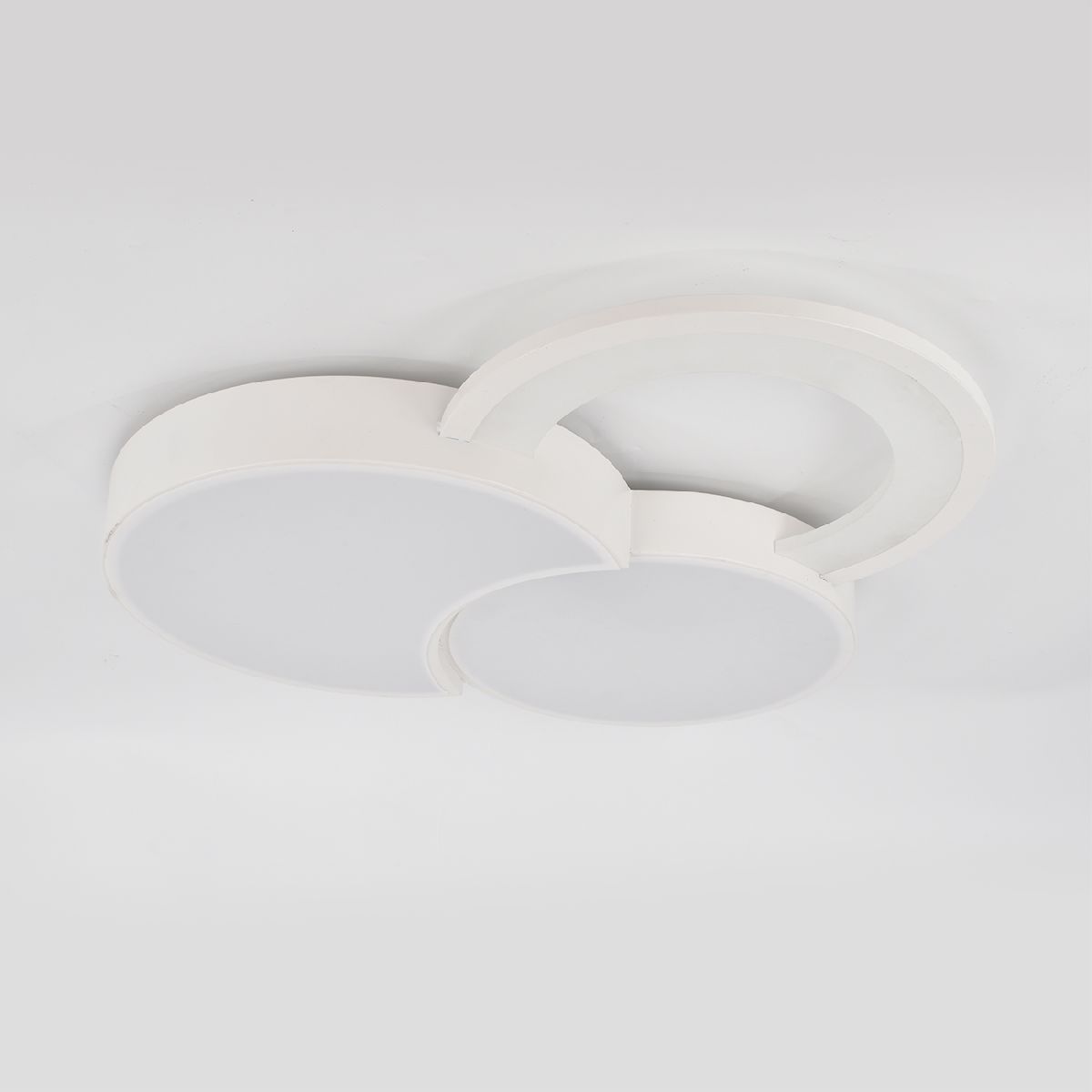 Потолочный светильник Escada Streamline 10286/3LED Потолочный светильник Escada Streamline 10286/3LED