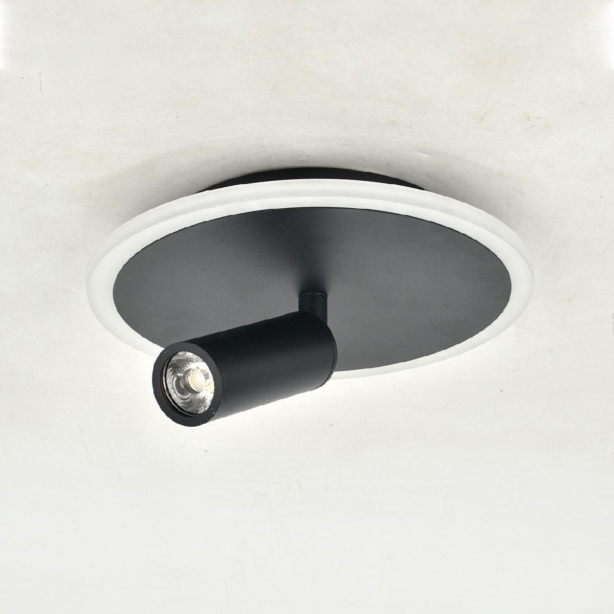 Настенно-потолочный светильник Escada 20046SMA/01LED BK Настенно-потолочный светильник Escada 20046SMA/01LED BK