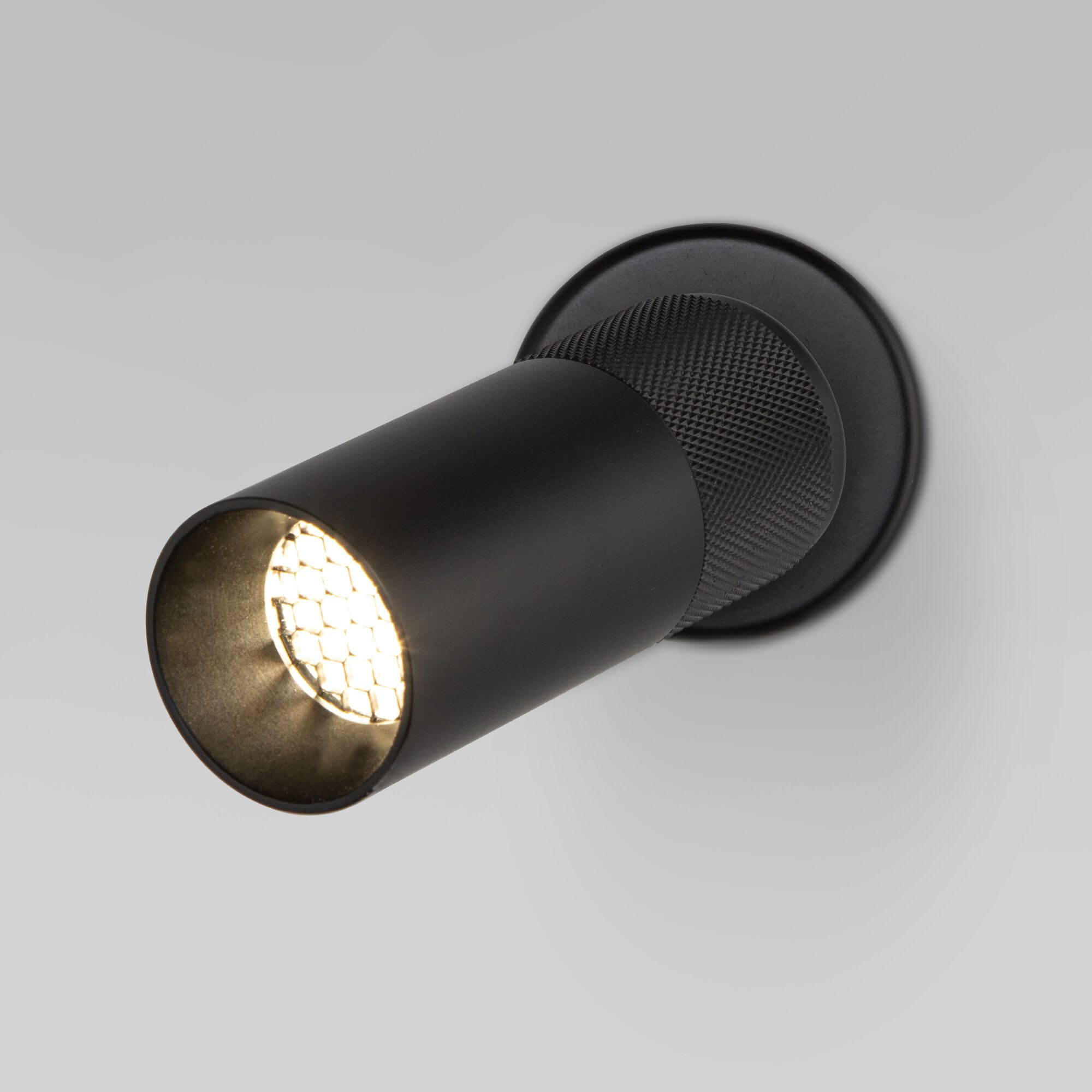 Спот Eurosvet Riff 20097/1 LED черный Спот Eurosvet Riff 20097/1 LED черный