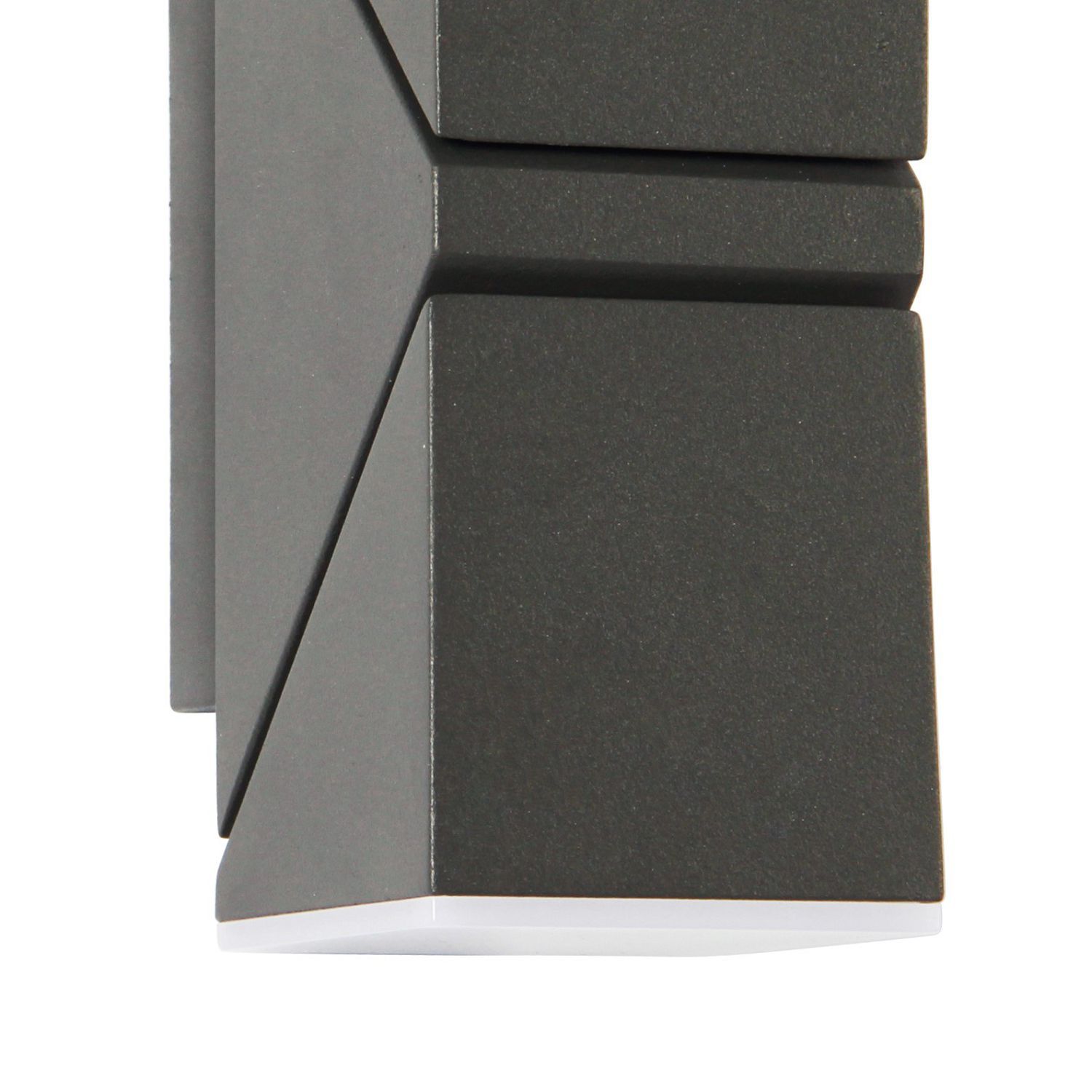 Уличный настенный светильник Favourite Pilon 3027-2W Уличный настенный светильник Favourite Pilon 3027-2W