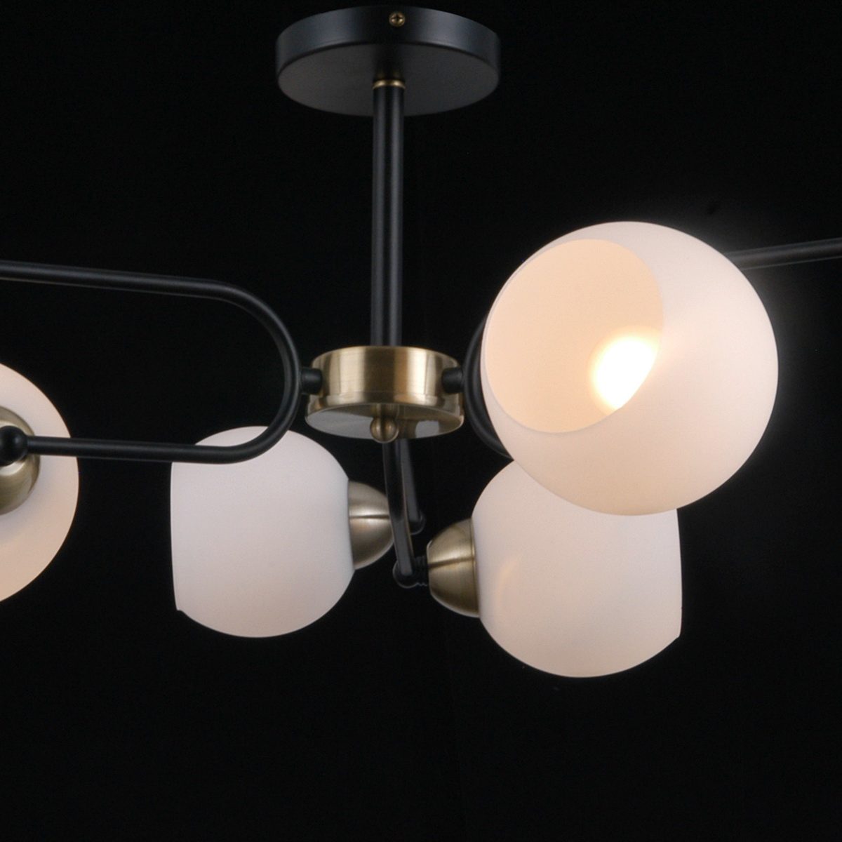 Люстра на штанге Illumico IL0249-6CSQ-79 BK AB Люстра на штанге Illumico IL0249-6CSQ-79 BK AB