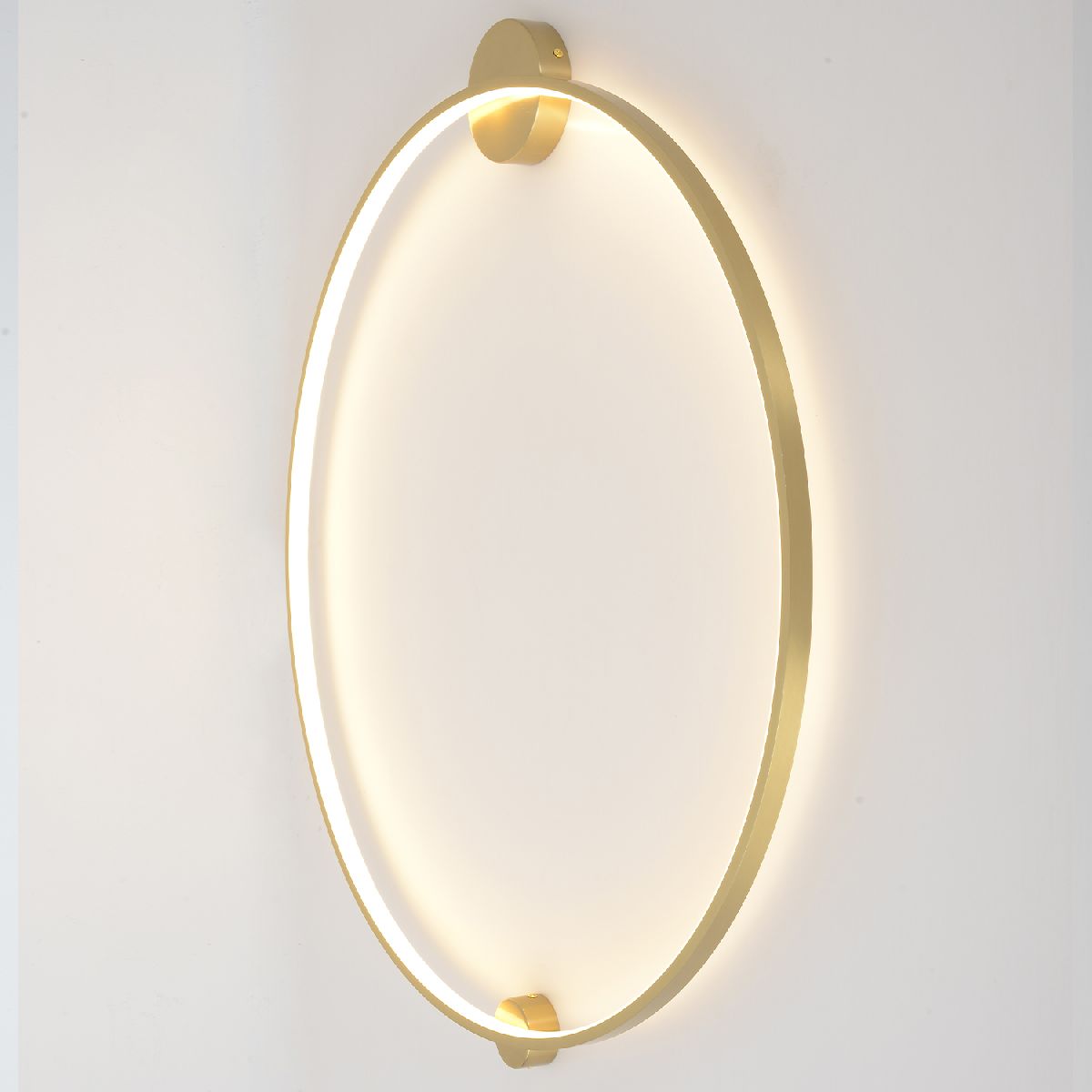 Настенный светильник Crystal Lux REAL AP35W LED BRASS Настенный светильник Crystal Lux REAL AP35W LED BRASS