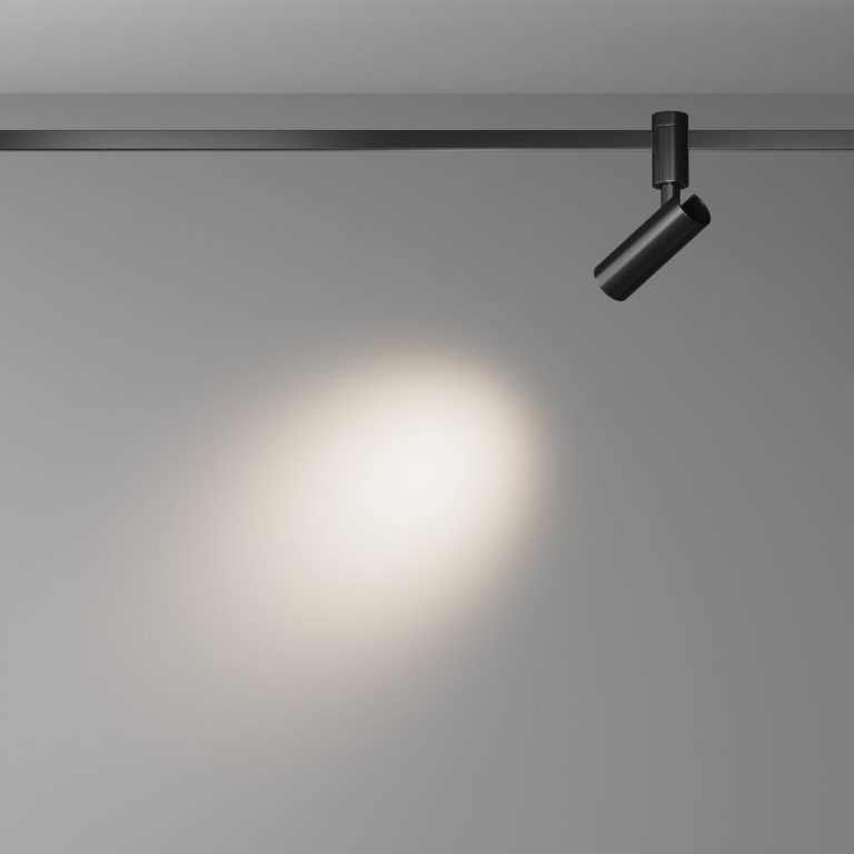 Трековый магнитный светильник Maytoni FOCUS LED TR144-1-12W4K-W-B