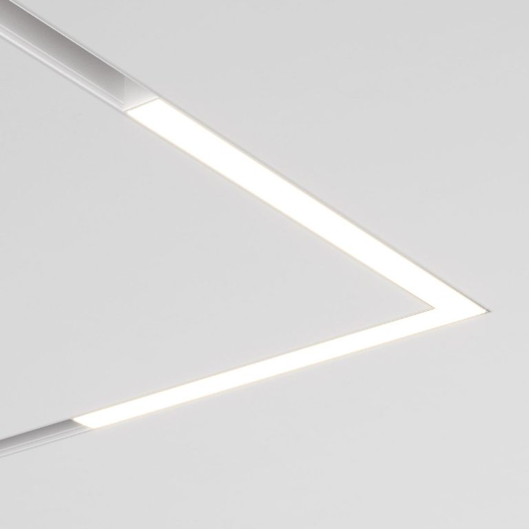Трековый магнитный светильник Maytoni Basis TR042-4-24W3K-WW-DS-W