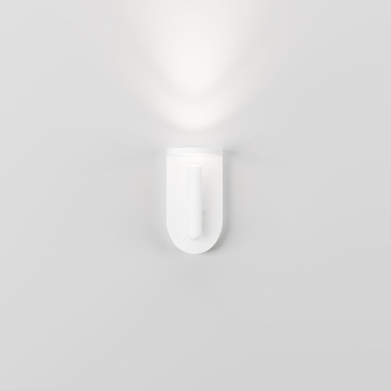 Настенный светильник Maytoni Synergy C034WL-L5W3K