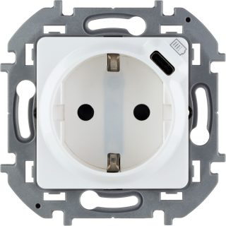 Розетка с/з с USB тип C со шторками Legrand Inspiria 673770