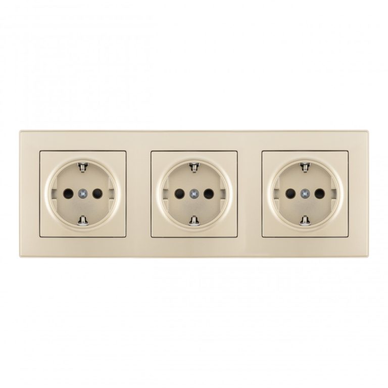 Розетка тройная (трехпостовая) с/з и шторками Arte Milano SET06-3-40-1x3 shampan