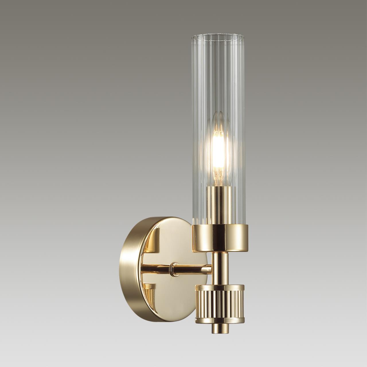 Бра Lumion Kamilla 5274/1W Бра Lumion Kamilla 5274/1W