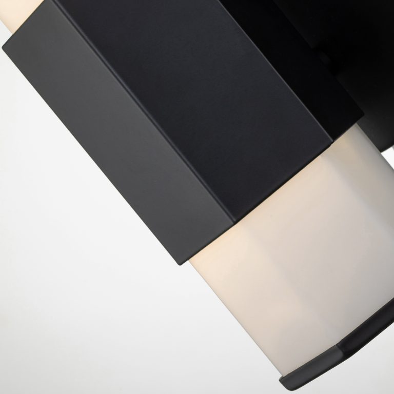 Бра Hinkley Facet QN-FACET-LED1-BK-BATH