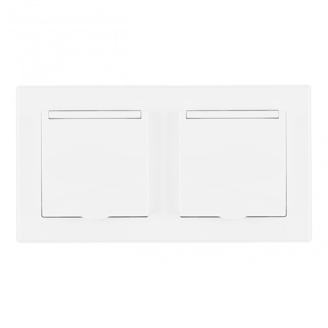 Розетка двойная (двухпостовая) с/з и шторками Arte Milano SET06-2-41-1x2 white Розетка двойная (двухпостовая) с/з и шторками Arte Milano SET06-2-41-1x2 white