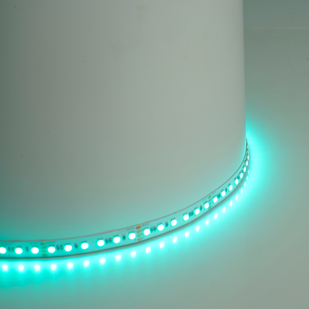 Светодиодная лента Feron LS501 24В 5050 11Вт/м RGB 5м IP20 51823 Светодиодная лента Feron LS501 24В 5050 11Вт/м RGB 5м IP20 51823