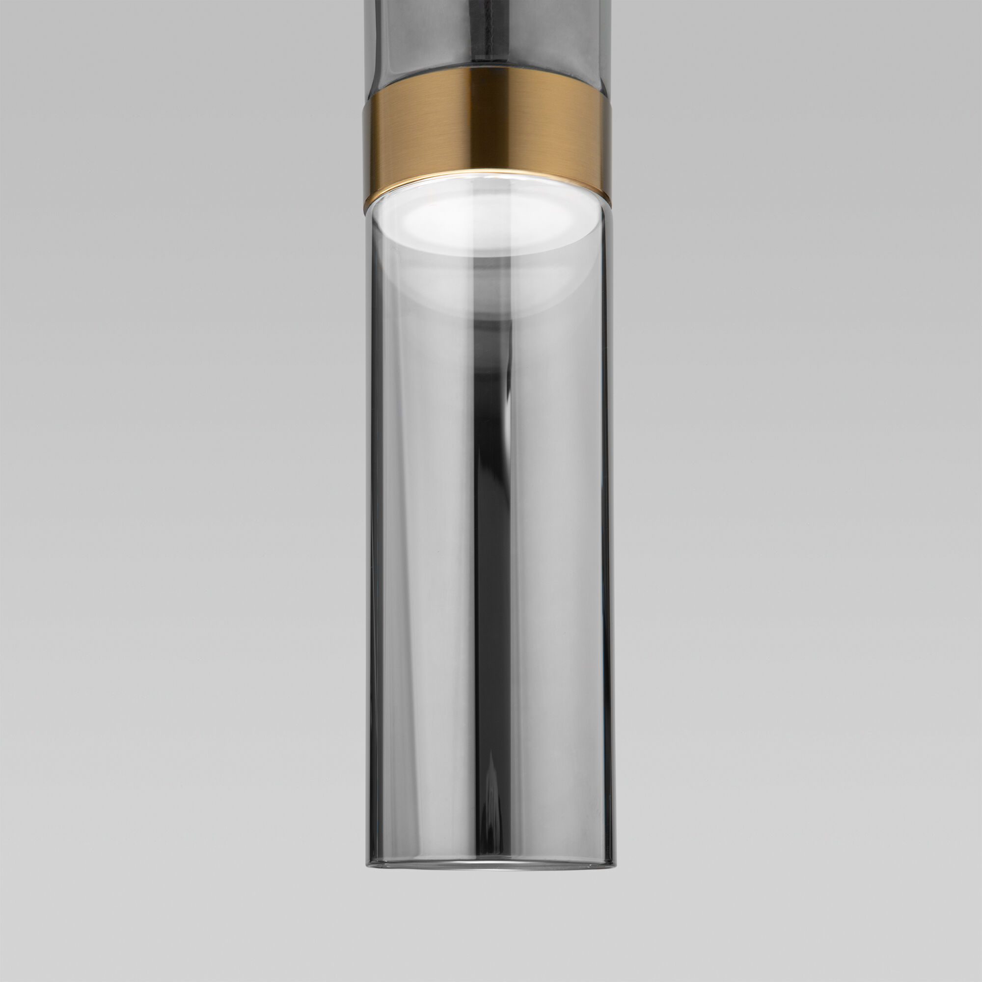 Подвесной светильник Eurosvet Lumen 50244/1 LED латунь/дымчатый a061287 Подвесной светильник Eurosvet Lumen 50244/1 LED латунь/дымчатый a061287