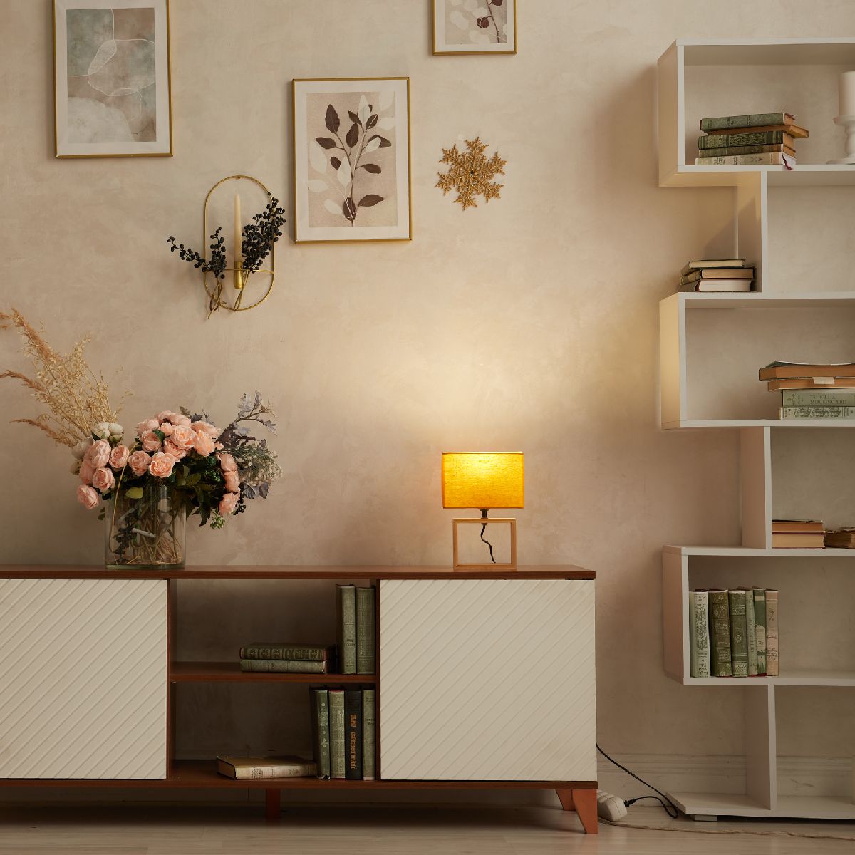 Настольная лампа Uniel UML-B401 E27 ORANGE/WOOD UL-00010955 Настольная лампа Uniel UML-B401 E27 ORANGE/WOOD UL-00010955
