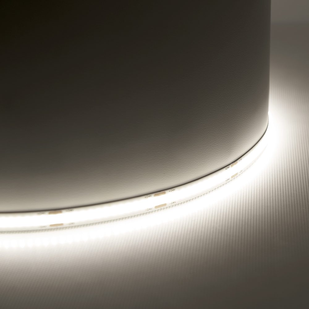 Светодиодная лента Feron LS530 512SMD 12Вт/м 24В 4000К IP20 48969 Светодиодная лента Feron LS530 512SMD 12Вт/м 24В 4000К IP20 48969