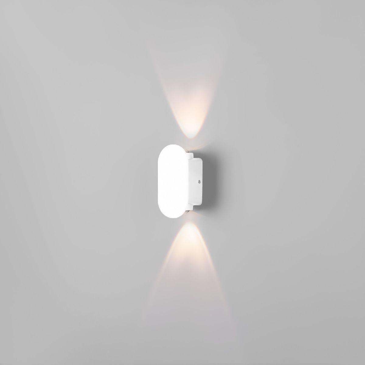 Уличный настенный светильник Elektrostandard Mini Light 35153/D белый 4690389188411 a060880 Уличный настенный светильник Elektrostandard Mini Light 35153/D белый 4690389188411 a060880